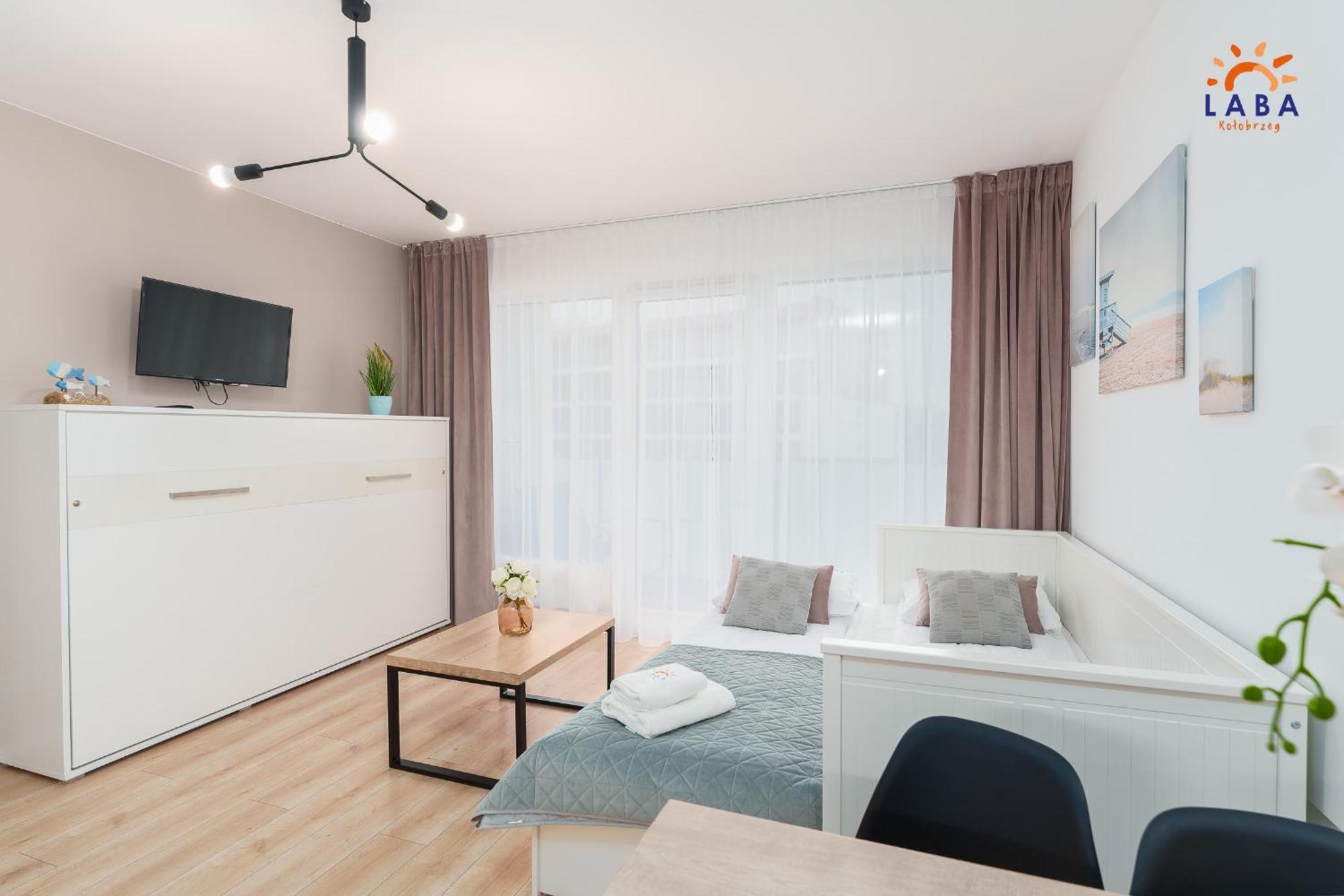 Laba Kolobrzeg Apartamenty Kasprowicza 20Ab エクステリア 写真